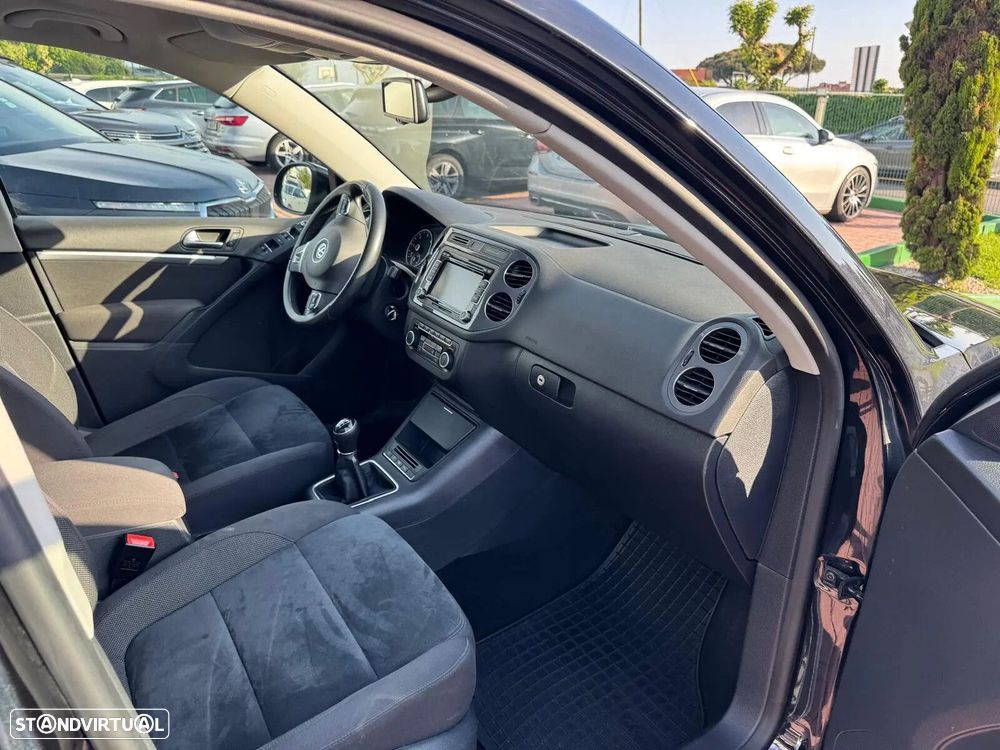 VW Tiguan 2.0 TDi Trend BlueMotion - 19