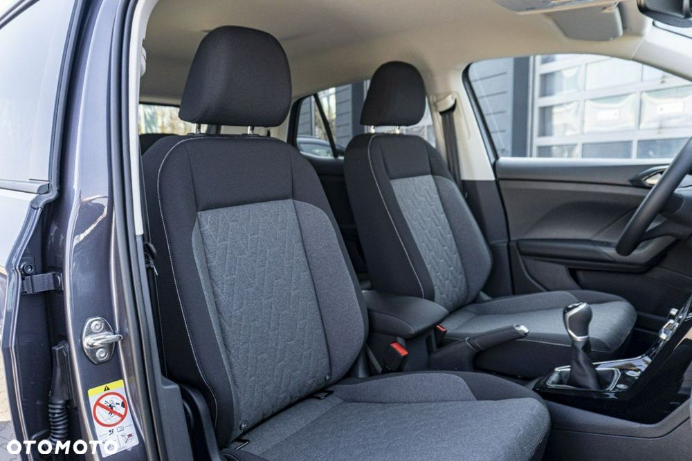 Volkswagen T-Cross - 21