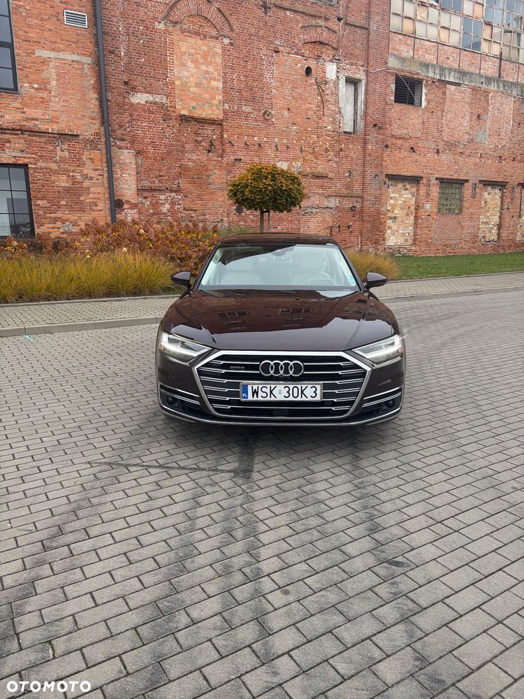 Audi A8 - 2