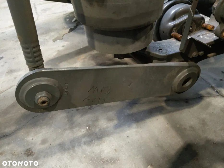 Stabilizator z łącznikiem Mercedes Actros MP4 - 6