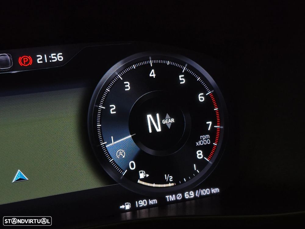 Volvo XC 40 1.5 T3 Tech Edition - 28