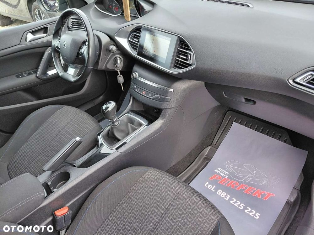 Peugeot 308 - 16