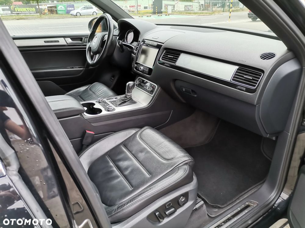 Volkswagen Touareg - 24