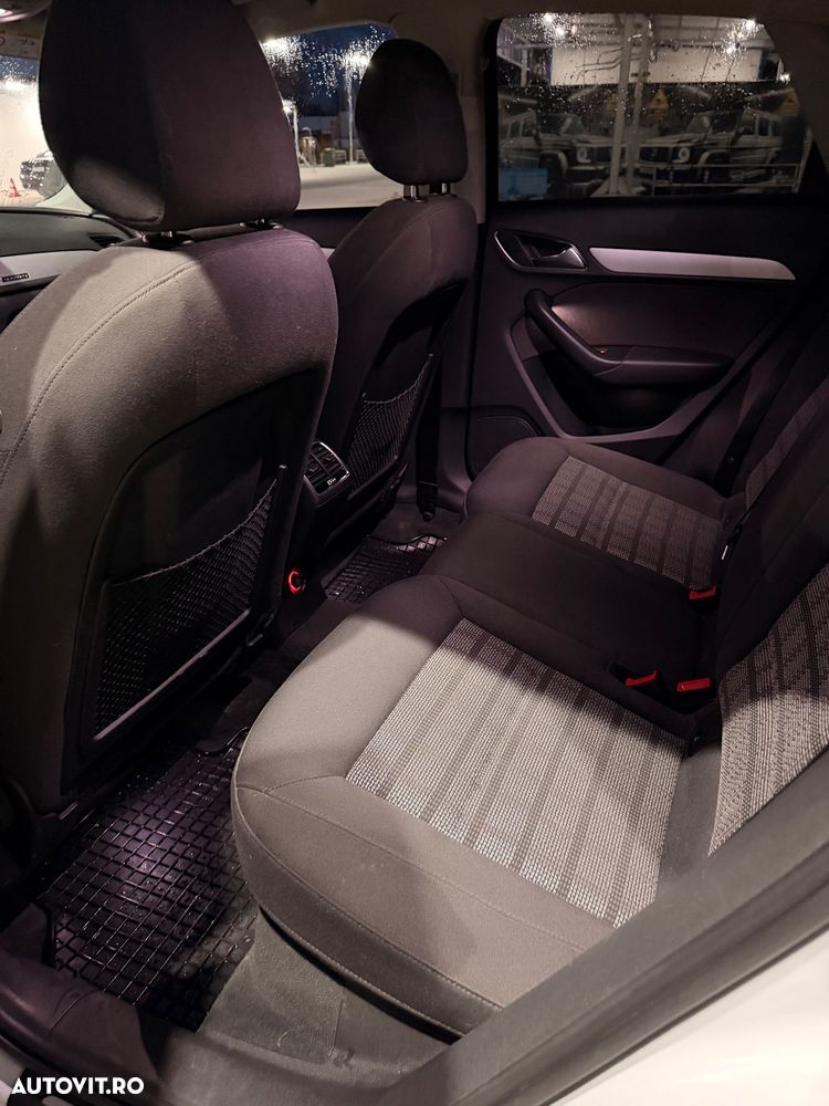 Audi Q3 2.0 TDI Quattro S tronic sport - 5