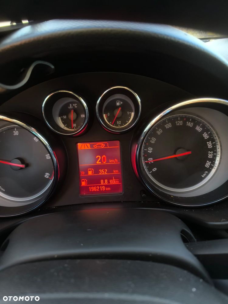 Opel Insignia 2.0 CDTI - 7