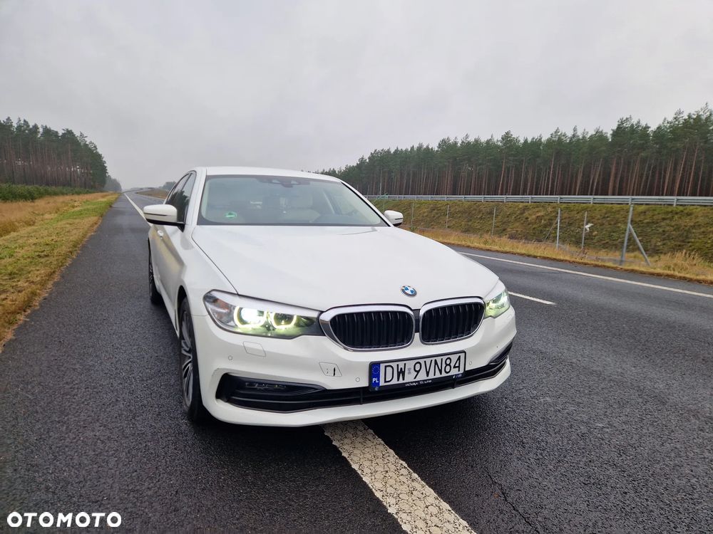 BMW Seria 5 530d xDrive Sport Line sport - 7