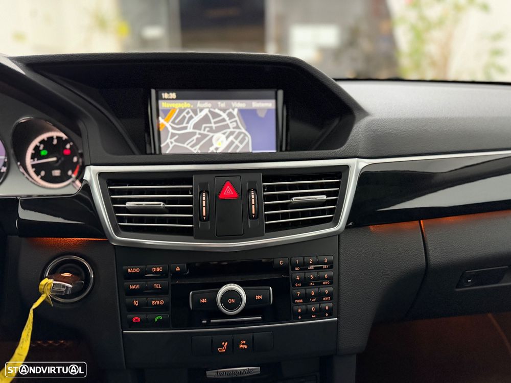 Mercedes-Benz E 250 CDI Avantgarde BlueEfficiency Auto. - 15