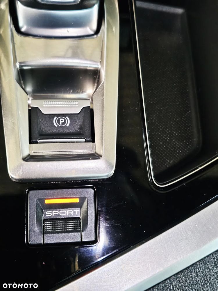 Peugeot 5008 2.0 BlueHDI GT S&S EAT8 - 31