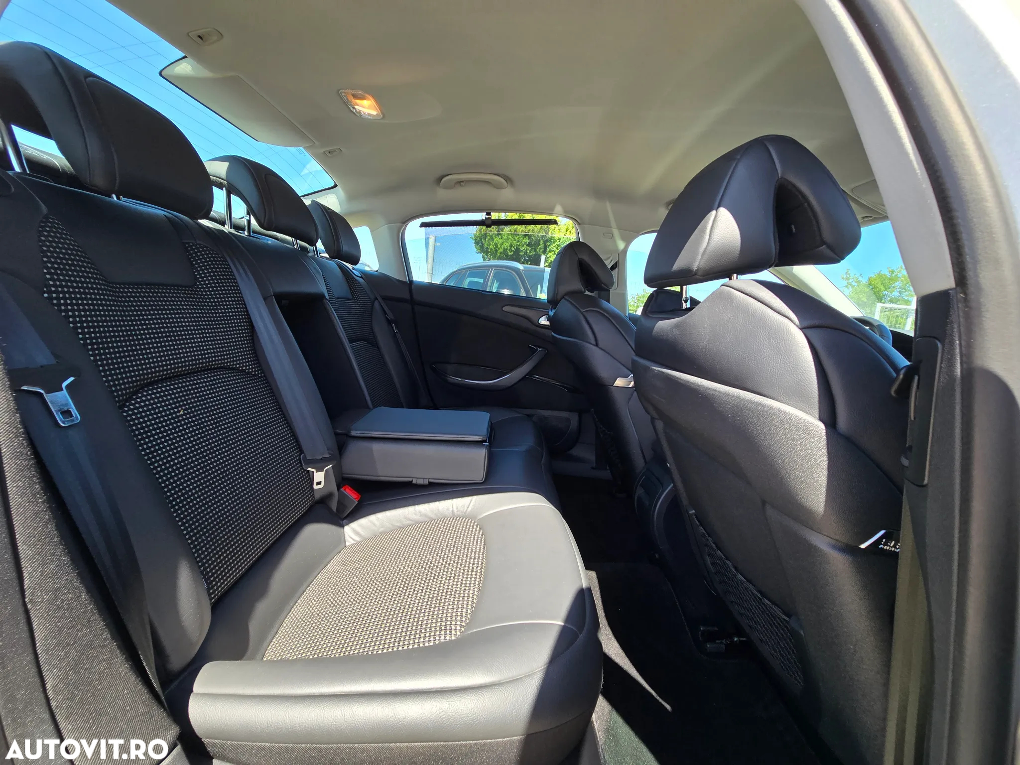 Citroën C5 Tourer 2.0 HDi BVA6 H3+ Exclusive - 5