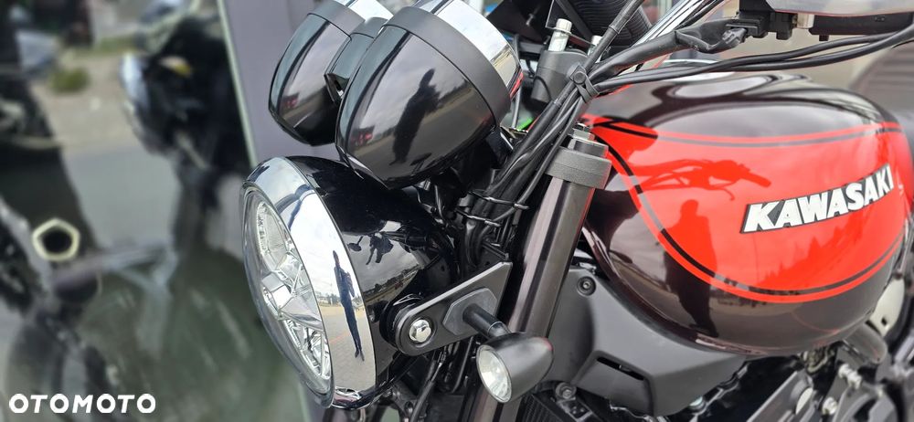 Kawasaki Z 900 RS - 41