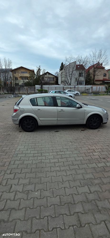 Opel Astra 1.4 - 7