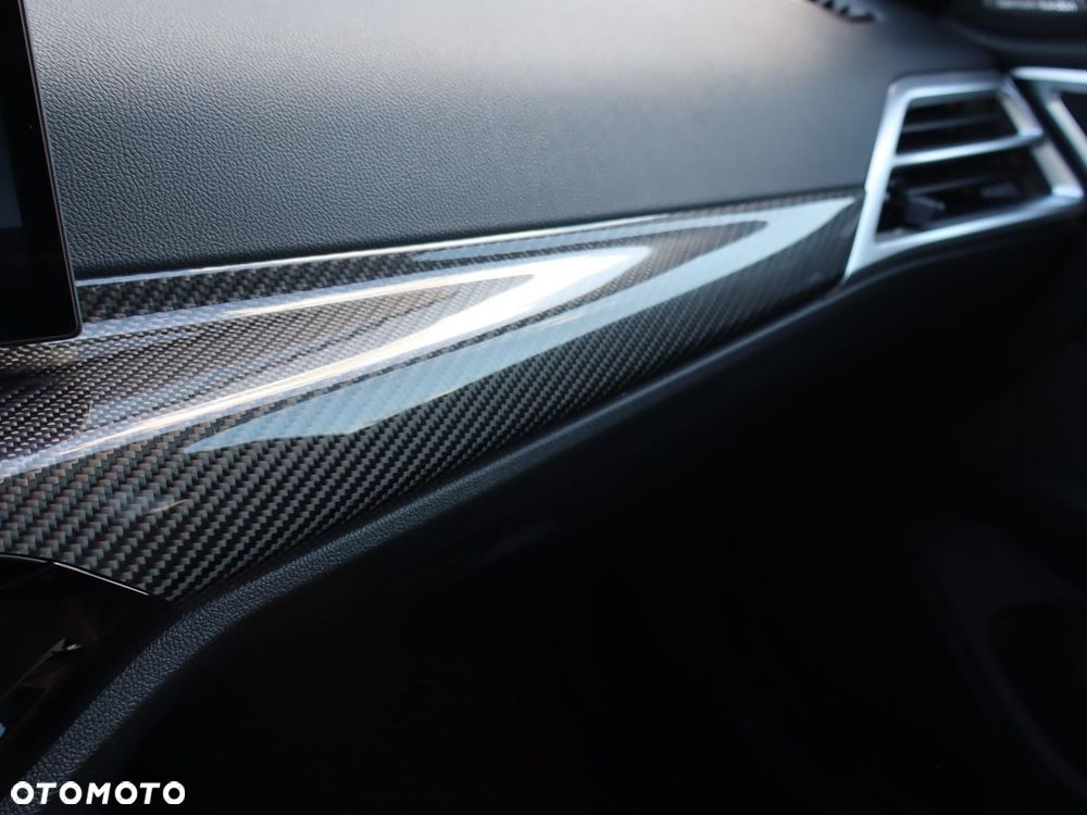 BMW i4 - 14