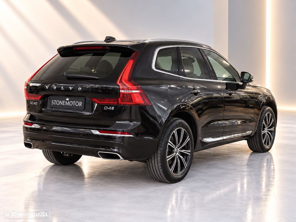 Volvo XC 60 2.0 D4 Inscription AWD Geartronic - 5