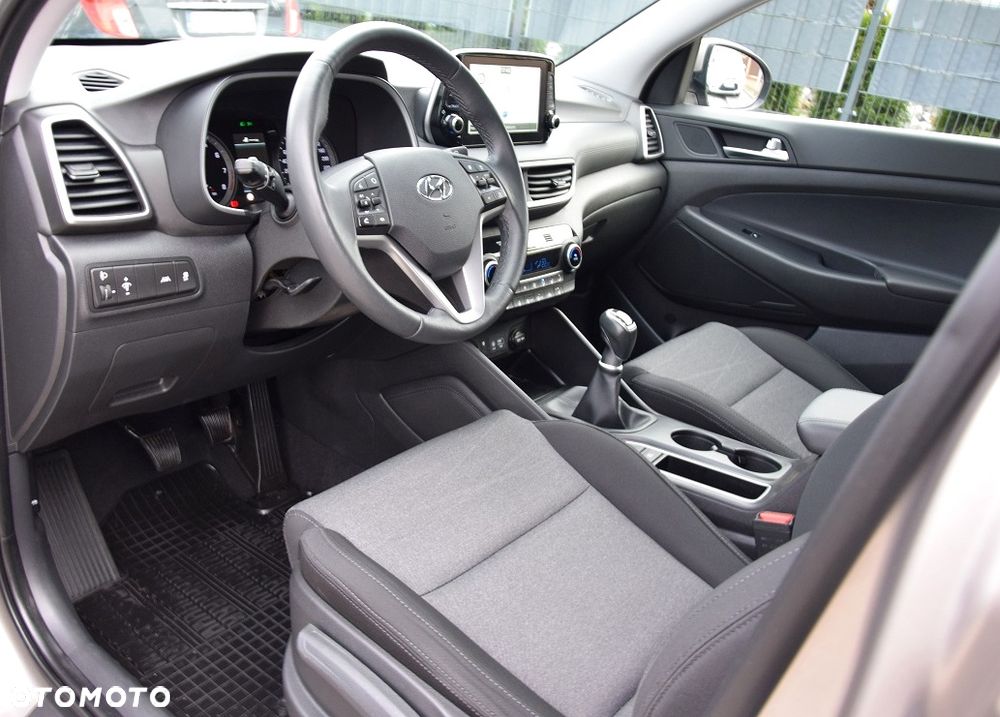 Hyundai Tucson 1.6 GDI BlueDrive Style 2WD - 11