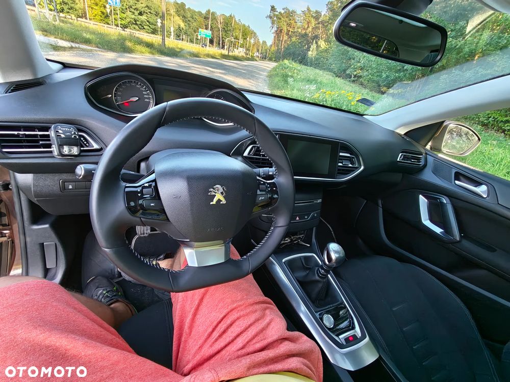 Peugeot 308 THP 155 Allure - 28