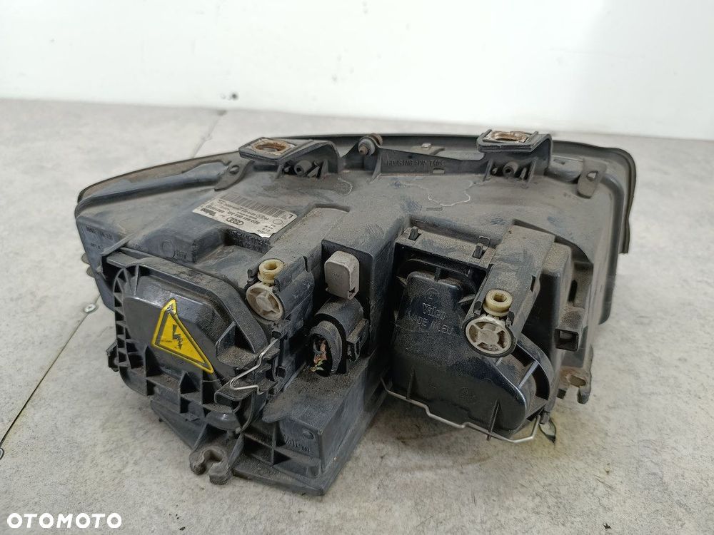 LAMPA PRZÓD LEWA XENON AUDI A4 B6 8E0941003AQ 89310230 89035113  VALEO - 6
