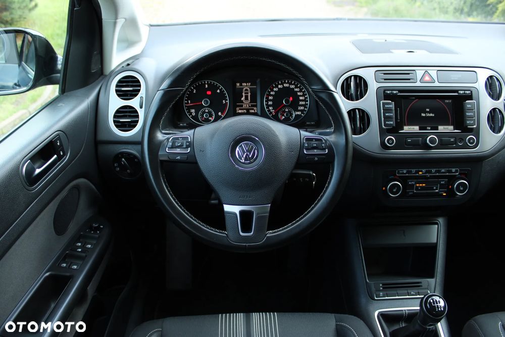 Volkswagen Golf 2.0 TDI DPF MATCH - 21