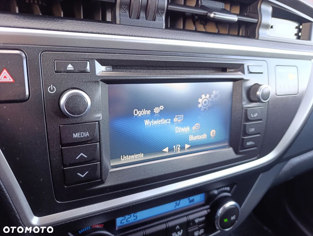 Toyota Auris - 26
