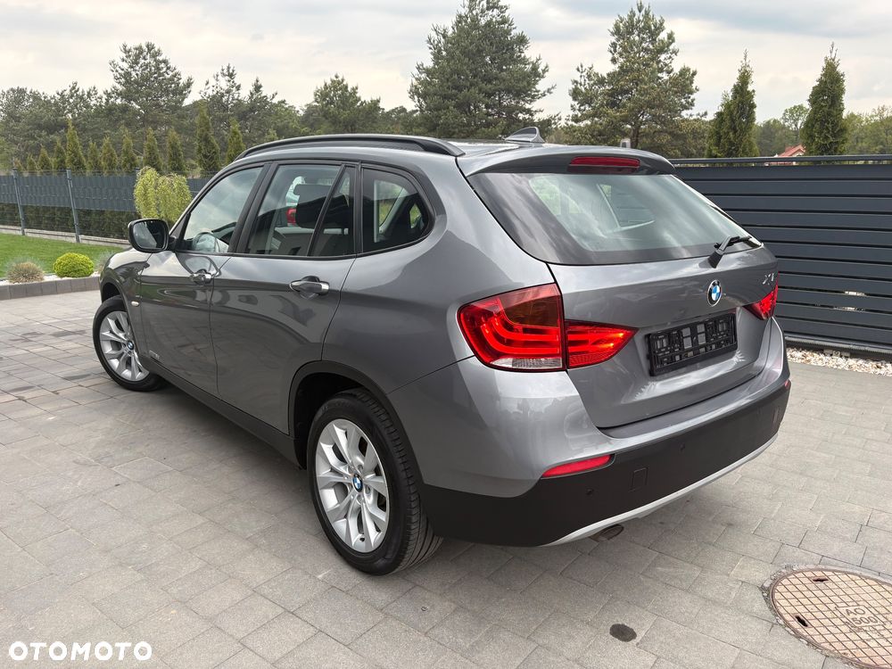 BMW X1 sDrive18d xLine - 12