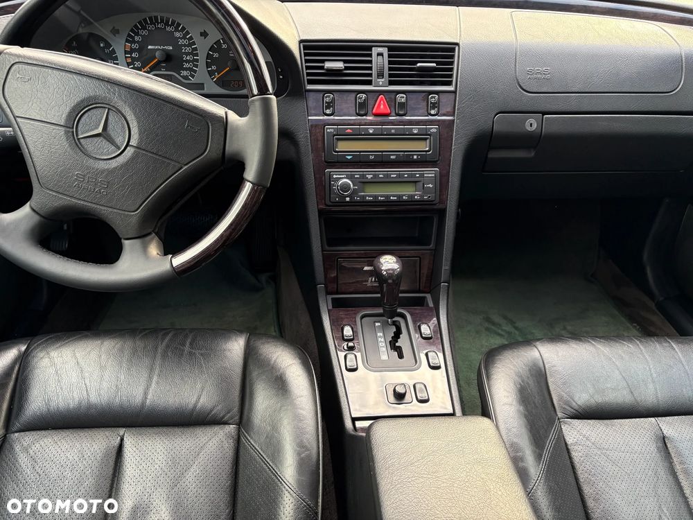 Mercedes-Benz Klasa C - 16