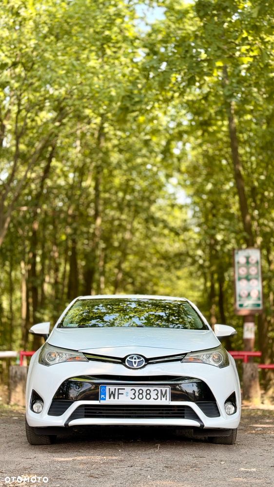 Toyota Avensis 1.8 Active - 2
