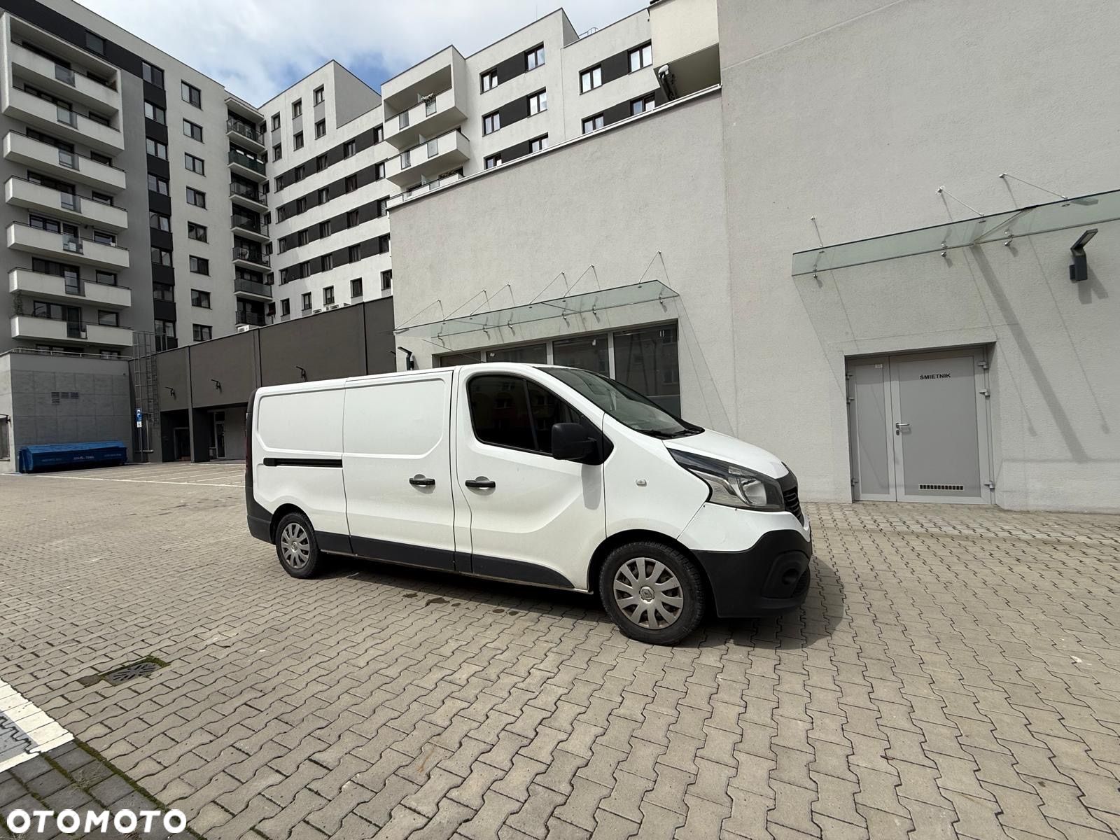 Renault Trafic - 1