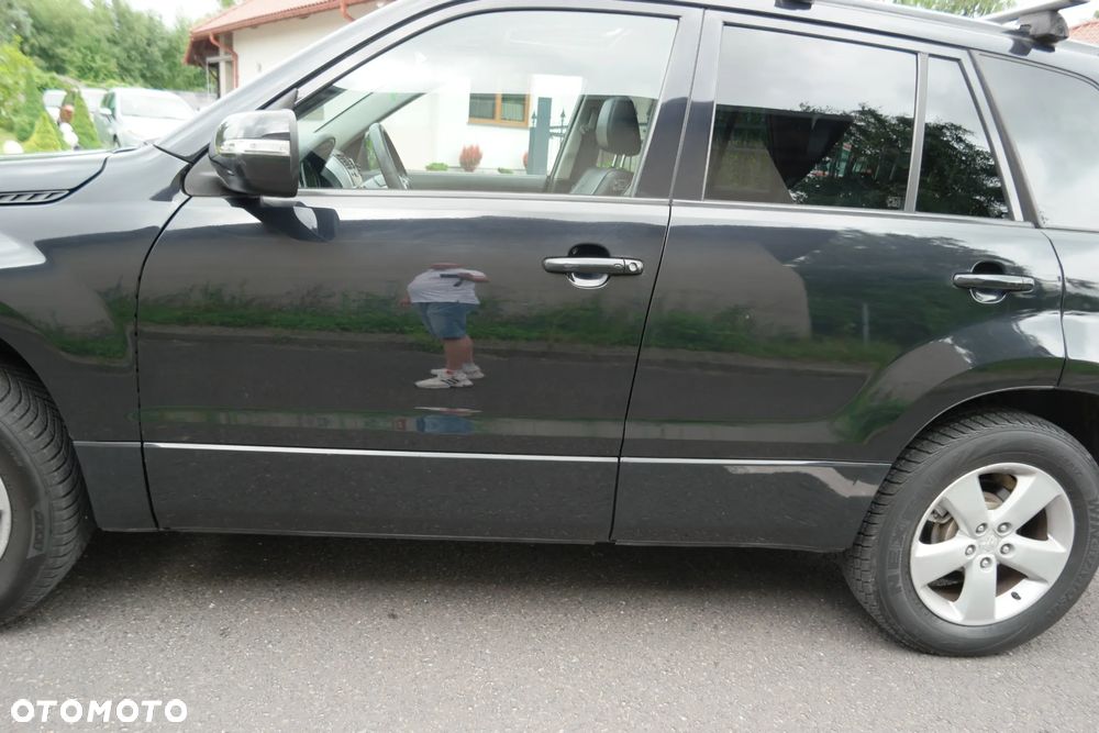 Suzuki Grand Vitara 2.4 De Luxe - 11