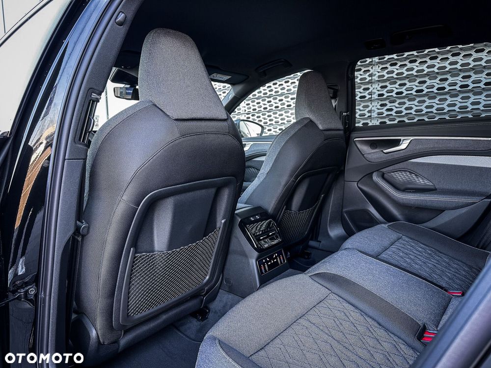 Audi A6 Avant - 37