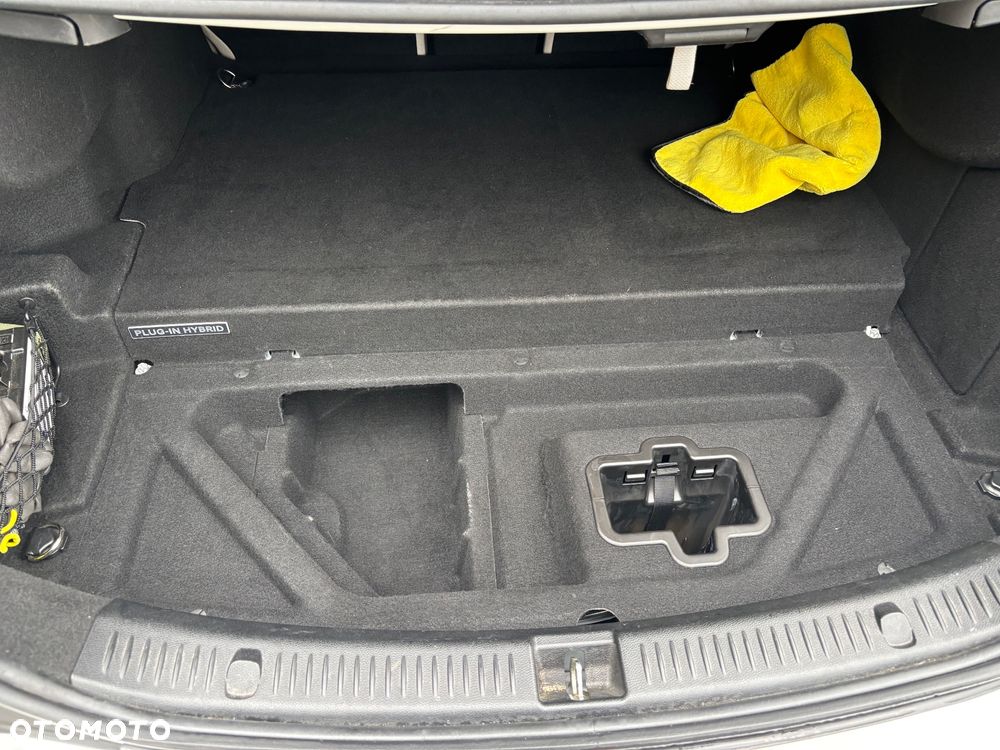 Mercedes-Benz Klasa E 250 9G-TRONIC - 14