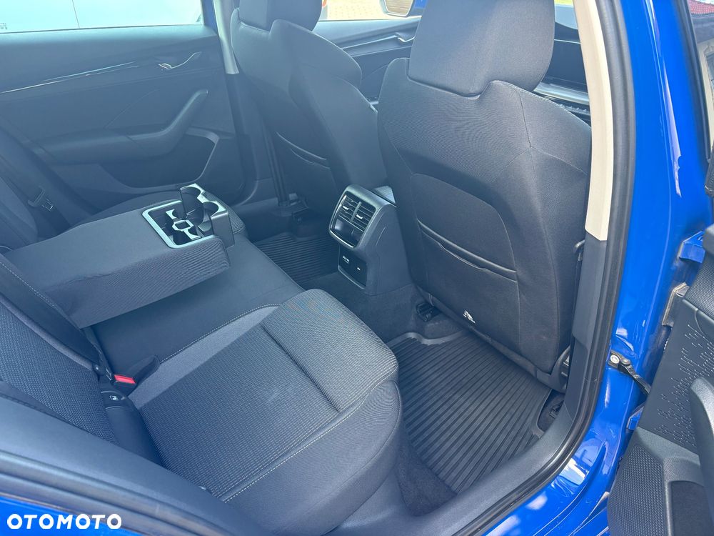 Skoda Octavia 1.5 TSI mHEV Drive Selection DSG - 13