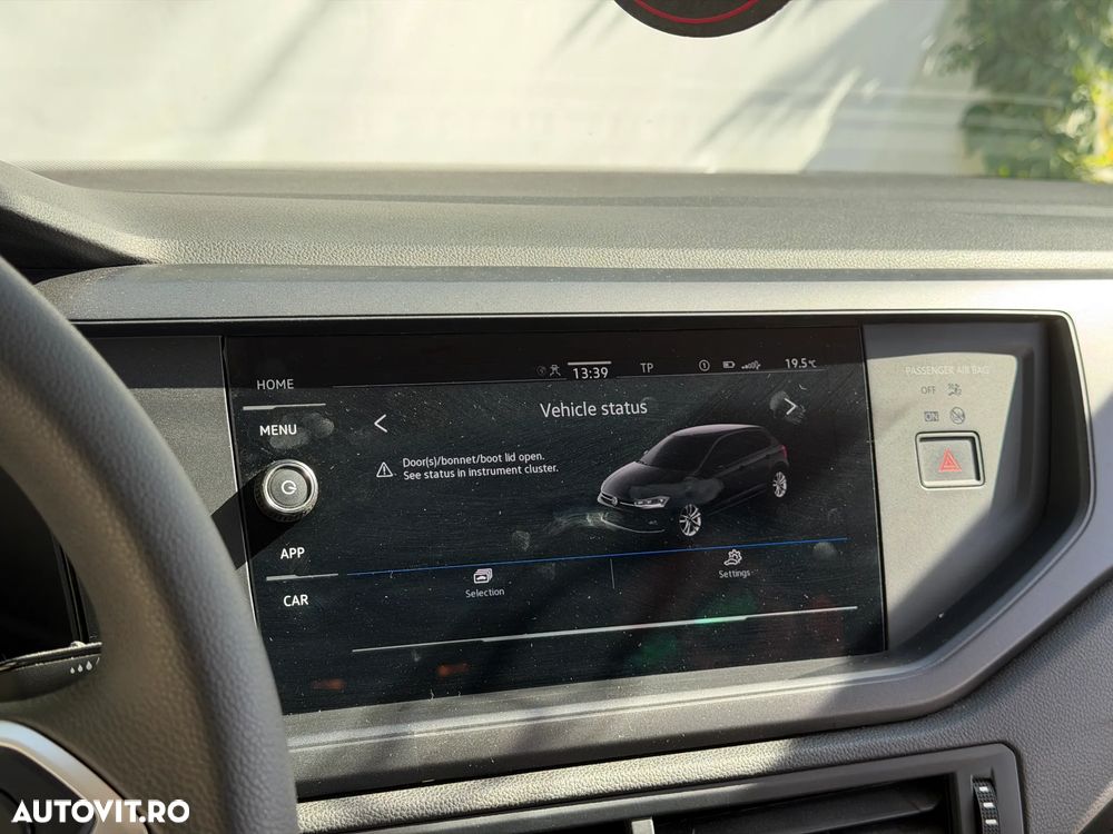 VOLKSWAGEN Polo 2025 — imagine 24