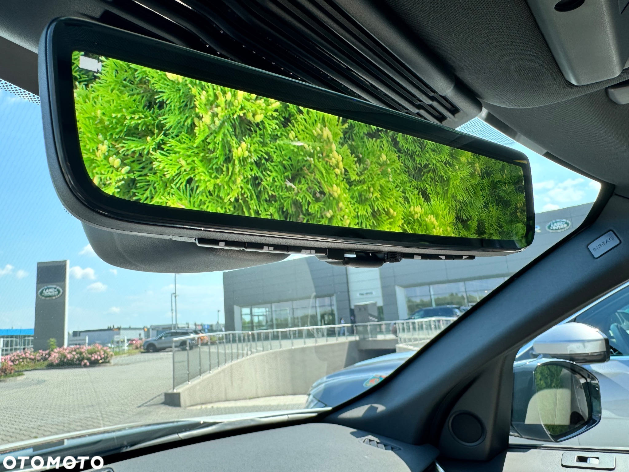 Land Rover Discovery Sport - 26