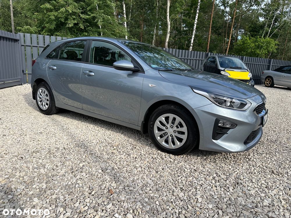 Kia Ceed 1.4 L - 5