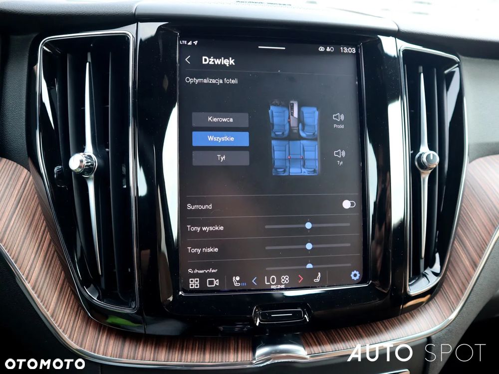 Volvo XC 60 B4 B Plus Bright - 32