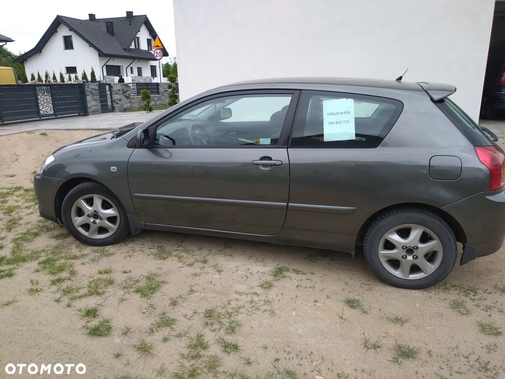 Toyota Corolla 1.6 VVT-i Luna - 3