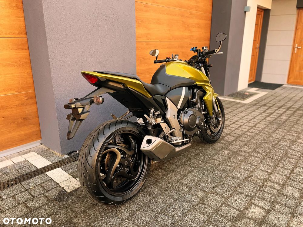 Honda CB - 3