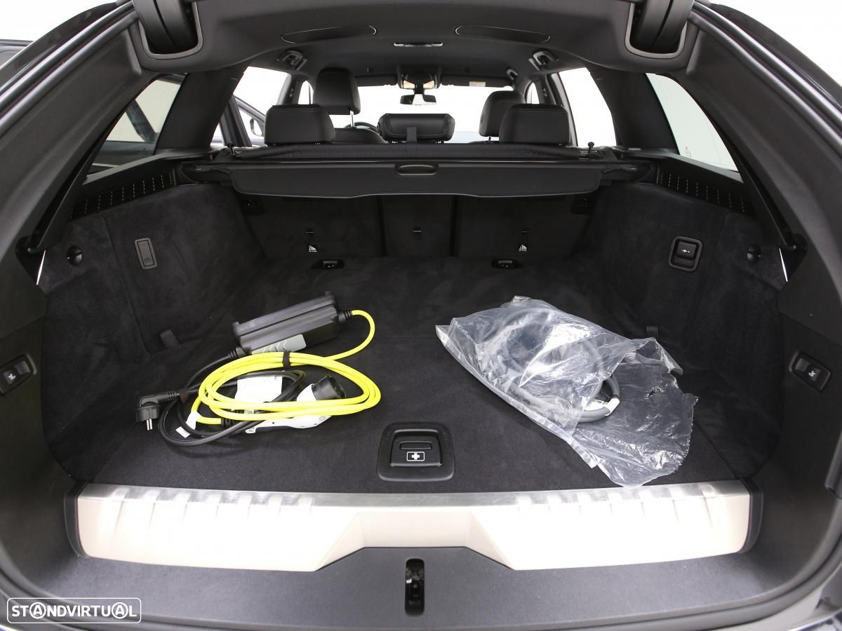 BMW 530 e Pack Desportivo M - 7