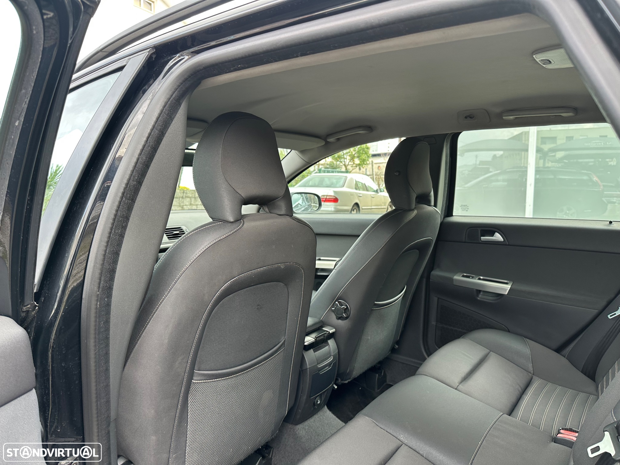 Volvo V50 2.0 D Summum Powershift - 27