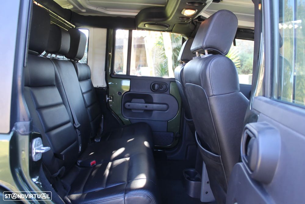 Jeep Wrangler 2.8 CRD ATX Sport - 26