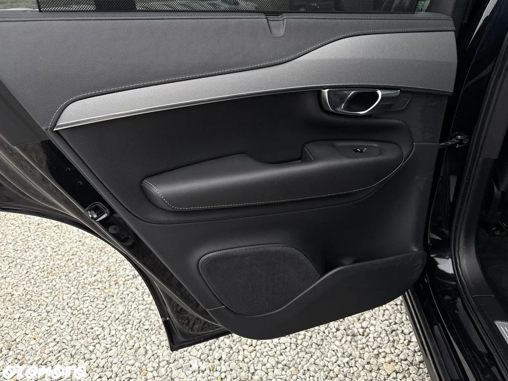 Volvo XC 90 T8 AWD Recharge Geartronic RDesign Edition - 31