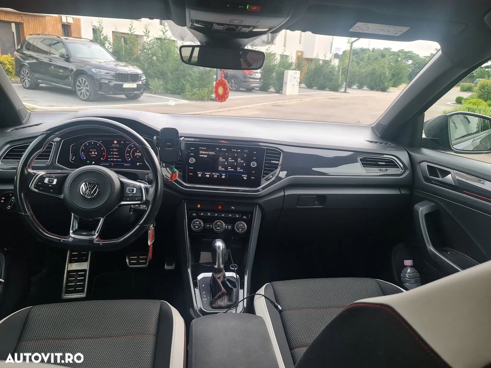 Volkswagen T-Roc - 10