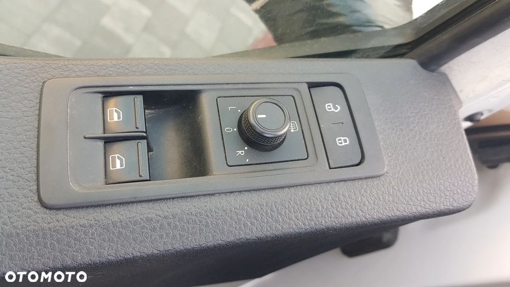 Volkswagen Transporter - 26