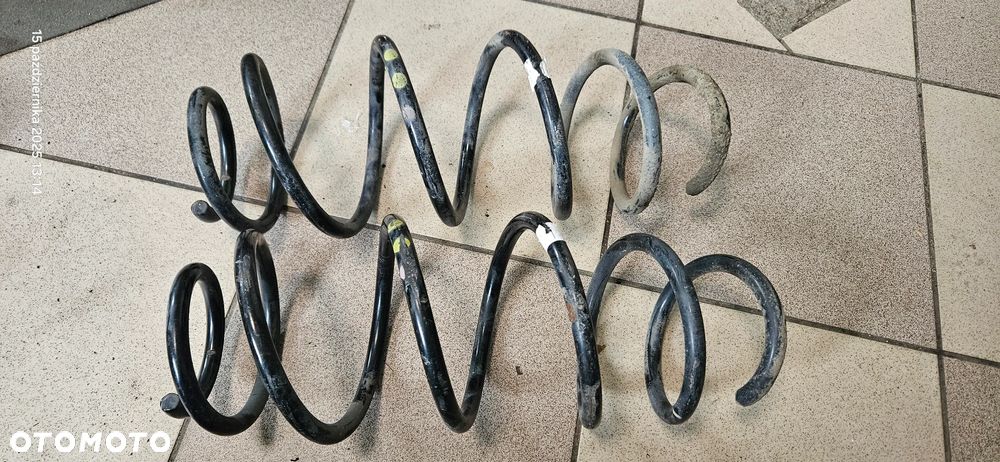 Sprężyna przód mocowanie amortyzatora odbój Fiat Doblo II Opel Combo D LIFT 1,6 M-Jet 2019r - 2