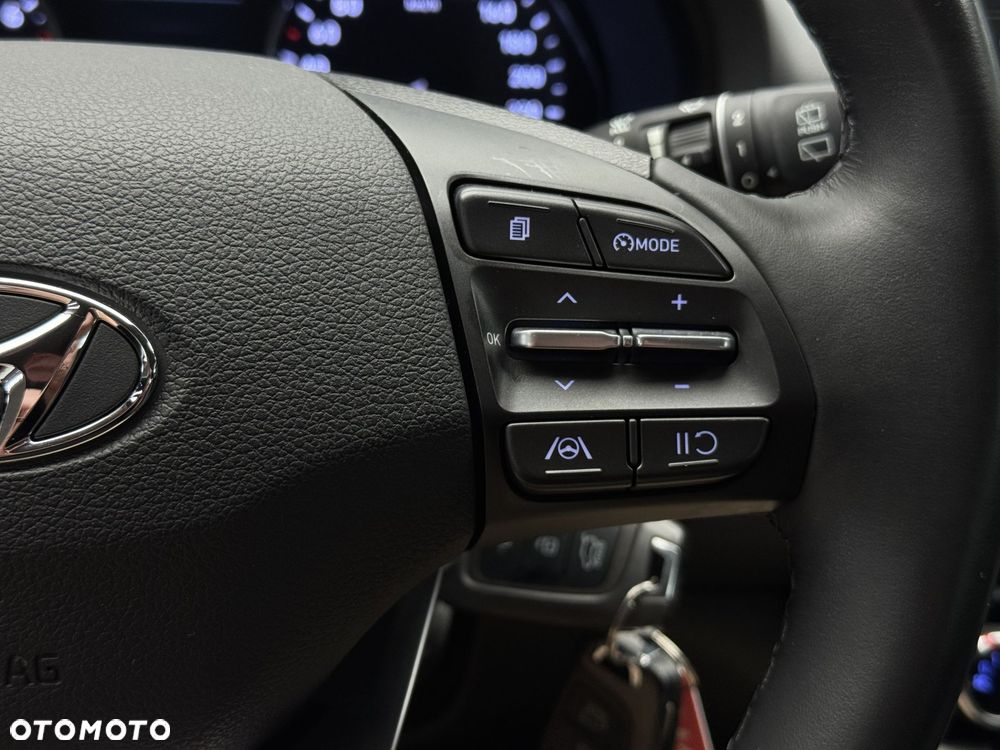 Hyundai i30 1.5 DPI Classic + - 25