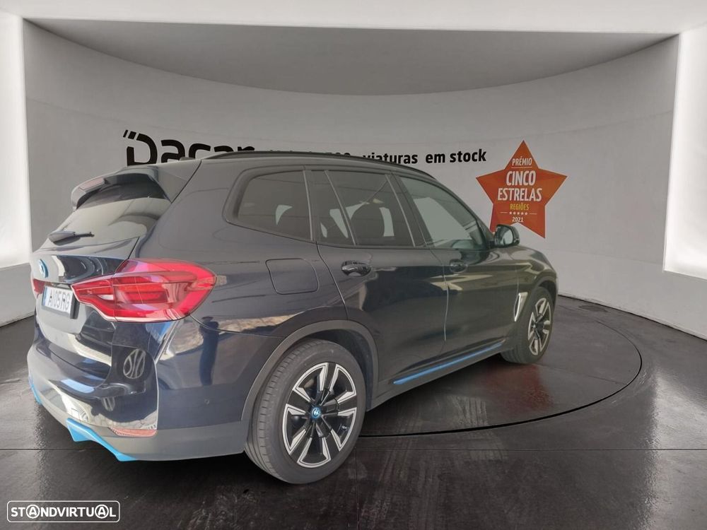 BMW iX3 Inspiring - 3