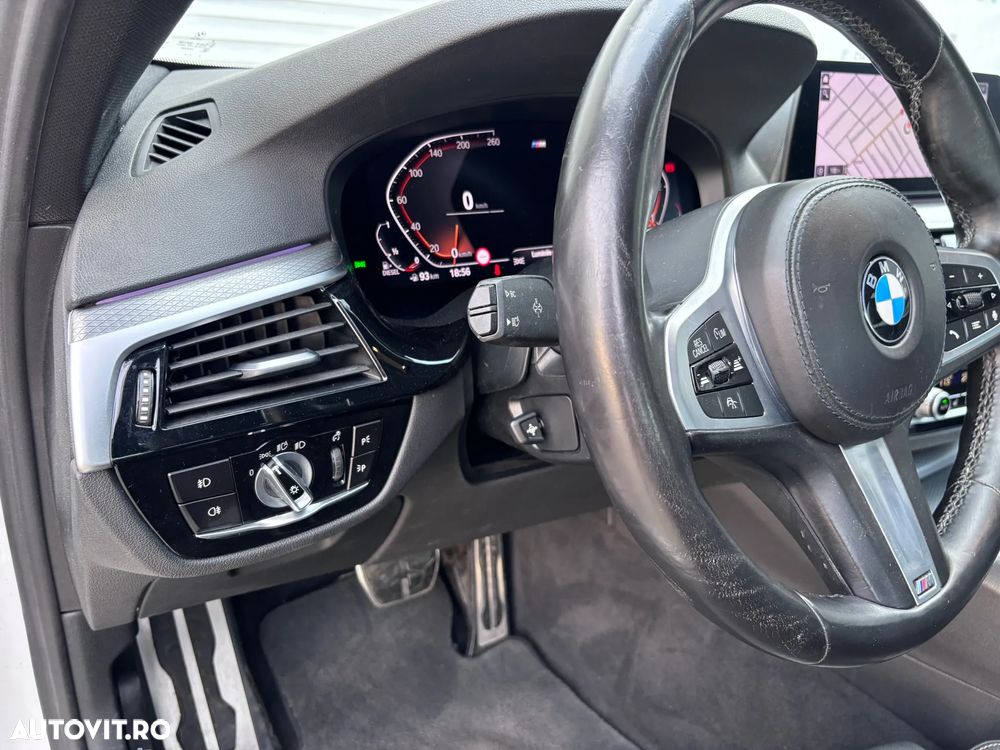 BMW Seria 5 520d Aut. M Sport Edition - 27