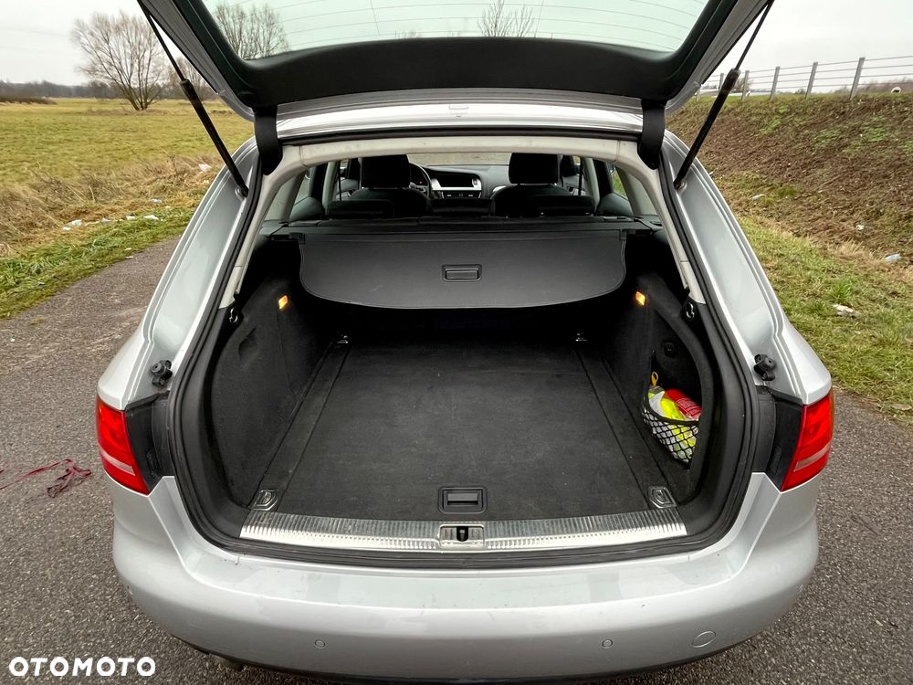 Audi A4 Avant 2.0 TDI Limited Edition - 19