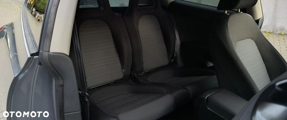 Volkswagen Scirocco 2.0 TDI Match - 34