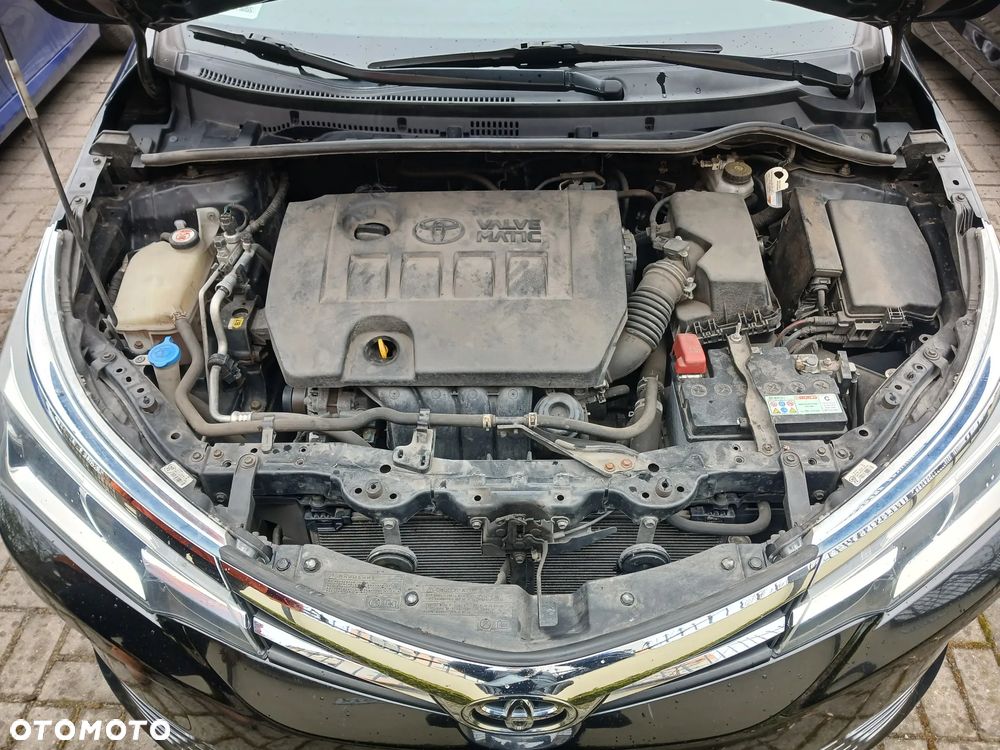 Toyota Corolla 1.6 Comfort - 17