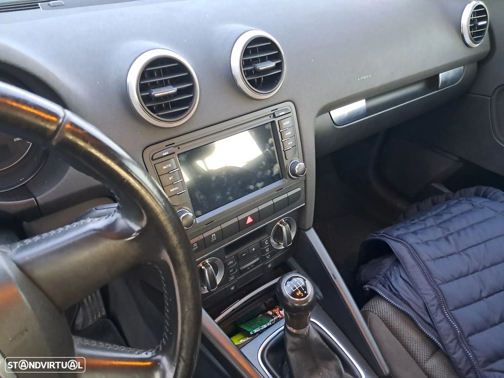 Audi A3 Sportback 1.6 TDI Attraction - 9